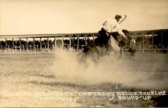 Howard Teglund on Tipperary, Belle Fourche Round-Up. This is one of the most famous buckin' horses of all time.